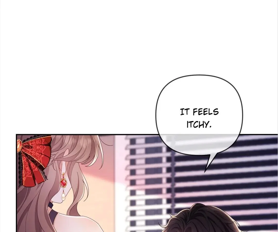 White Moon He Made a Move On Me Chapter 82 – Page 71
